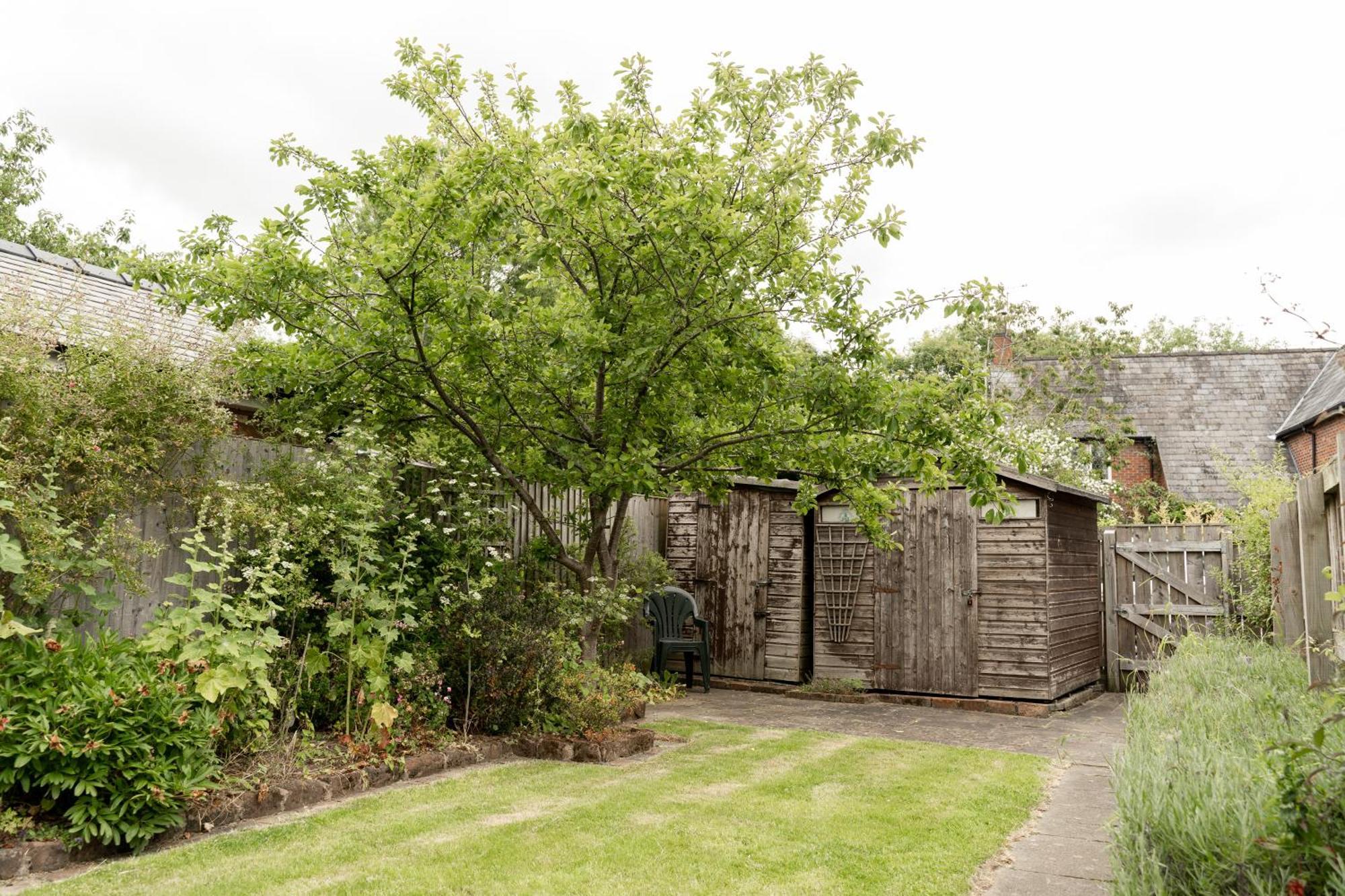Cosy 2 Bed Cottage In Charming Village Of Christleton - For Up To 5 ภายนอก รูปภาพ