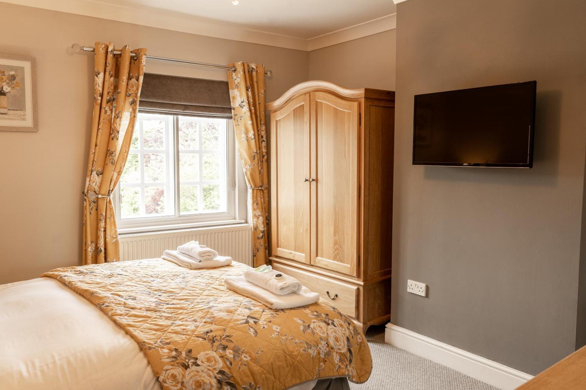 Cosy 2 Bed Cottage In Charming Village Of Christleton - For Up To 5 ภายนอก รูปภาพ