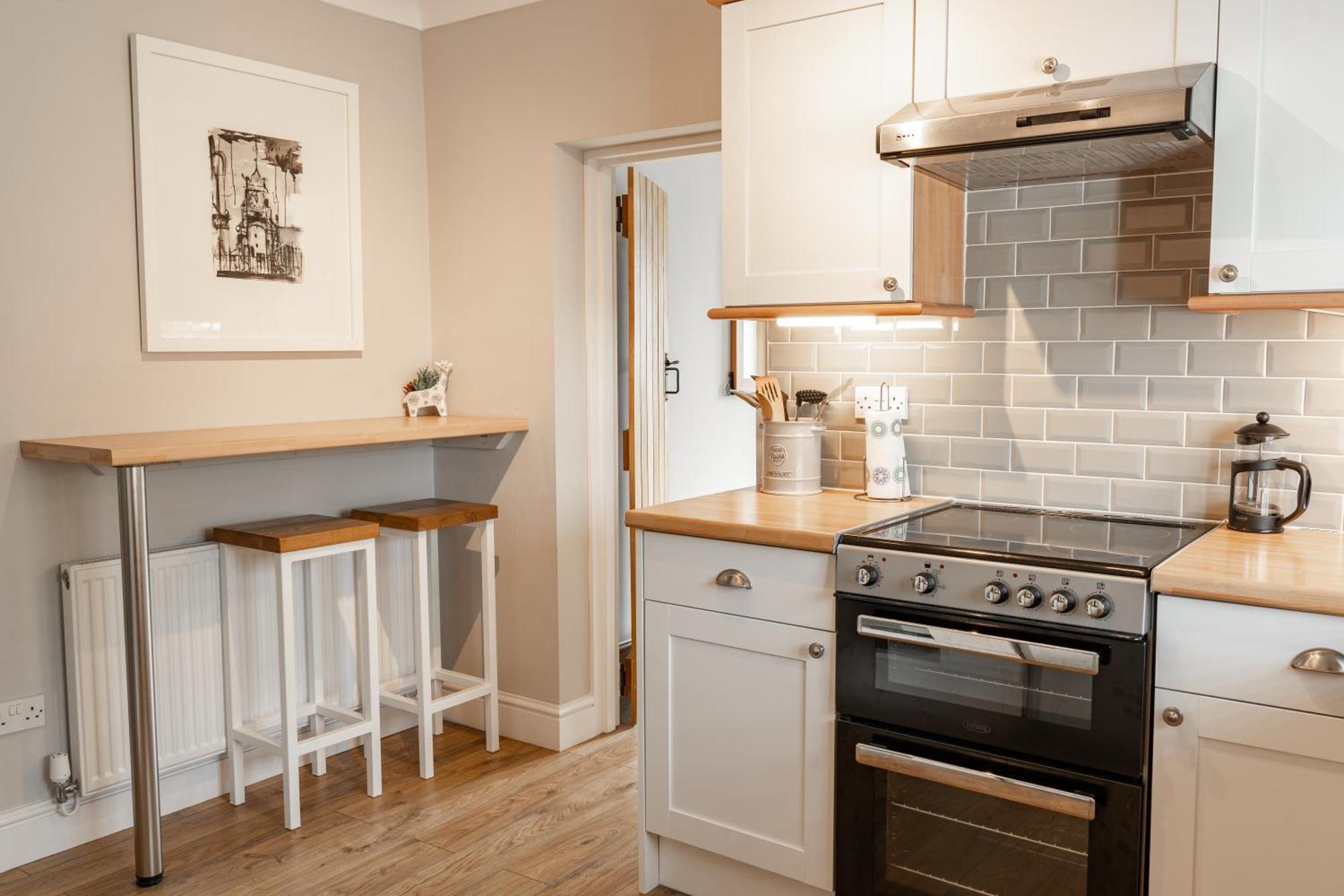 Cosy 2 Bed Cottage In Charming Village Of Christleton - For Up To 5 ภายนอก รูปภาพ